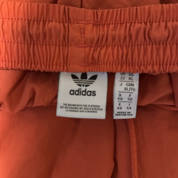 ADIDAS Bodysuit & Joggers - Picture 4 of 7